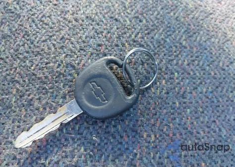 2005 Chevrolet Silverado 2500Hd Work Truck z USA, uszkodzony, nr VIN 1GCHK24U55E266713